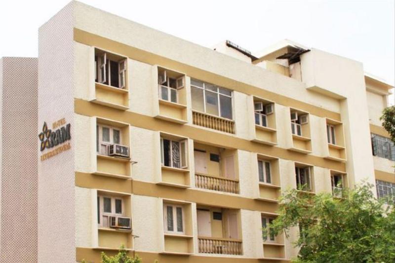 Hotel Ram International Pondicherry Dış mekan fotoğraf
